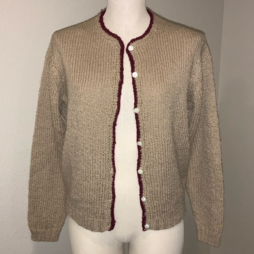 Robert Scott Women's Beige Cardigan Sweater with Burgundy Trim Excellent Vintage